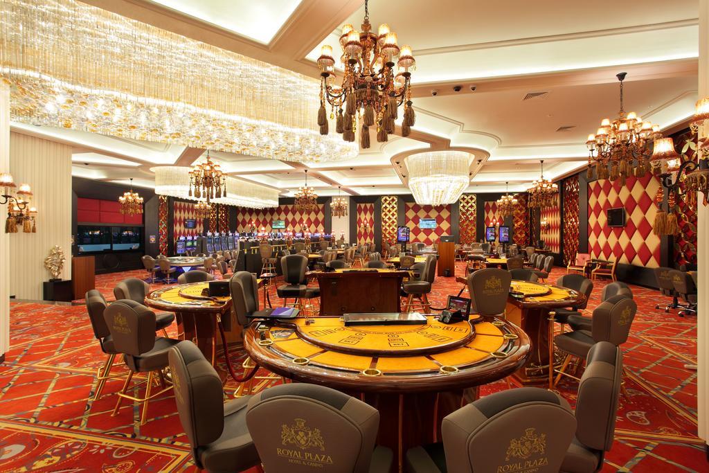 Royal Plaza Hotel And Casino Qapsjaghaj Exteriör bild
