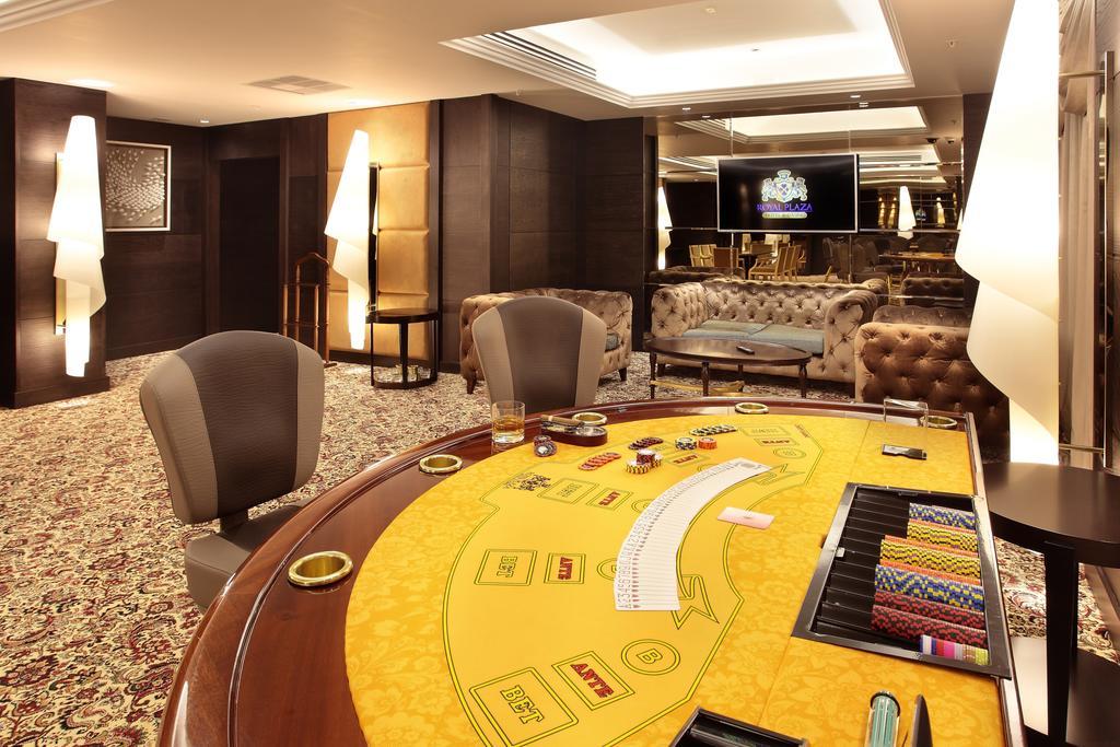 Royal Plaza Hotel And Casino Qapsjaghaj Exteriör bild